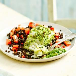 Pesto-crusted cod with puy lentils_image