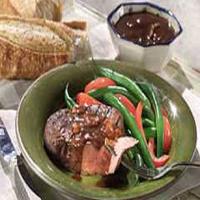 Steak with Bacon Sauce_image