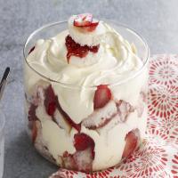 Strawberry Shortcake Trifle_image