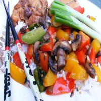 Stir-Fry Mushrooms and Bell Peppers_image