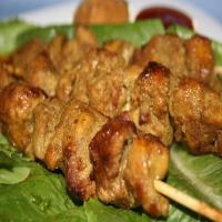 Chicken Satay w/ Peanut Sauce & Cucumber Relish_image