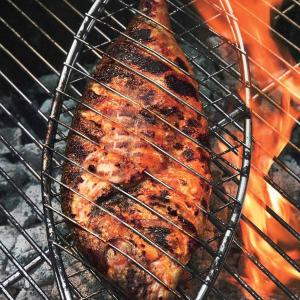 Grilled Whole Sea Bream with Chile Glaze_image