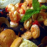 Mussels, Clams and Shrimp in Spicy Broth_image