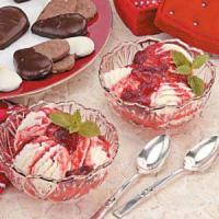 Ruby-Red Strawberry Sauce_image