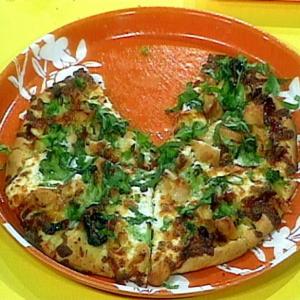 The Only Pizza You'll Ever Want Again: Chicken, Sun Dried Tomato, Broccoli, Ricotta, Mozzarella and Basil_image