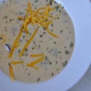 Le Cellier Canadian Beer Cheese Soup_image