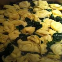Mom's Tortellini Soup Recipe - (4.3/5)_image