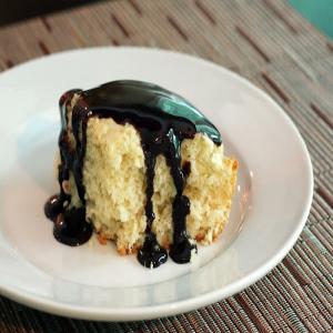 Old Fashioned Cottage Pudding With Chocolate Sauce_image