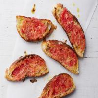 Spanish-Style Tomato Toast with Garlic and Olive Oil image