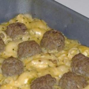 Southwestern Macaroni and Cheese with Adobo Meatballs_image