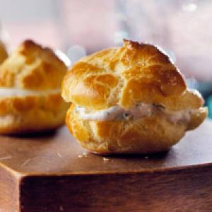 Mini Puffs with Goat Cheese & Herbs Recipe - (4.2/5)_image