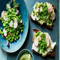 Poached Chicken Sandwiches with Peas and Radishes_image