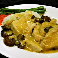 Slow Cooker Turkey Breast With Gravy_image