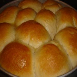 Feather Bread (Bread Maker - for Bread - Rolls - and Buns.)_image