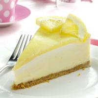 Creamy Lemon Cheesecake image