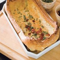 Yorkshire Pudding with Bacon and Sage_image