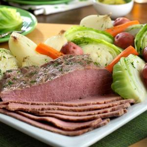 Campbell's Corned Beef and Cabbage_image