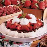 Strawberry Meringue Pie_image