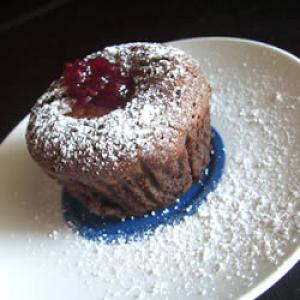 Molten Chocolate Cakes With Sugar-Coated Raspberries_image