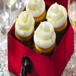 Sauvignon Blanc Wine Cupcakes_image