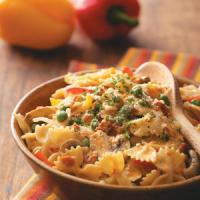 Vegetable Pasta with Sun-Dried Tomato Sauce_image