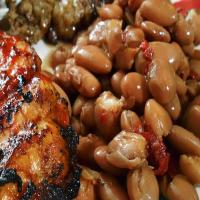 Slow cooked pinto beans with dried chiles_image