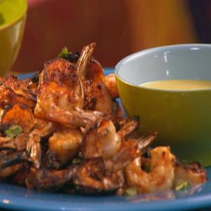 Grilled Shrimp with Coconut Curry Dip and Peanuty Noodles_image