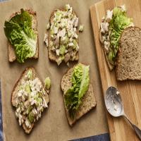 Charlie's Famous Chicken Salad With Grapes_image