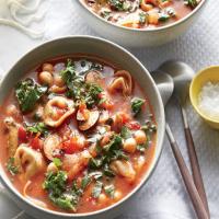 Hearty Tortellini Soup Recipe - (4.4/5)_image
