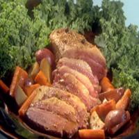 Beer Braised Corned Beef with Red Potatoes and Carrots_image