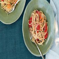 Spaghetti with Cherry Tomatoes, Habanero Chile, and Mint_image