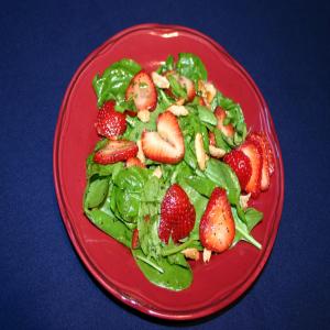 Sioux Lookout's Strawberry-spinach Salad image