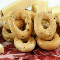 Black Pepper Taralli_image