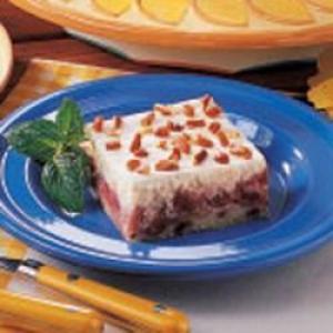 Creamy Rhubarb Dessert_image