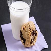 Peanut Butter-Chocolate Chunk Cookies_image