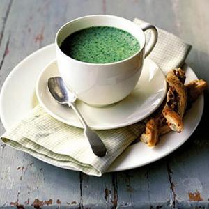 Watercress soup with blue cheese & cashew pastries_image