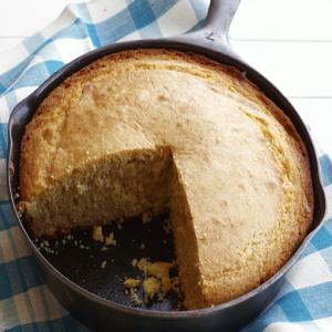 Southern Buttermilk Cornbread Recipe - (4.3/5)_image