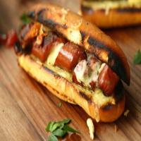 Hot Dog Bun Cheese Melt_image