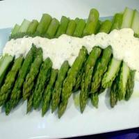 Asparagus with White Sauce_image