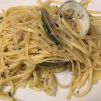 Linguine with White Clam Sauce II image