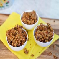 Savory Curry Granola with Coconut Oil, Nuts and Seeds_image