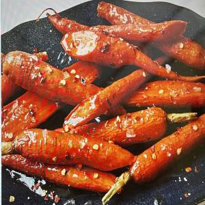 Maple-Glazed Roasted Carrots image