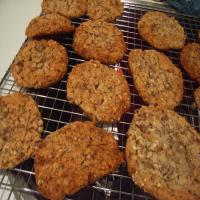 Family Favorite Chewy Apricot Pecan Oatmeal Cookies_image