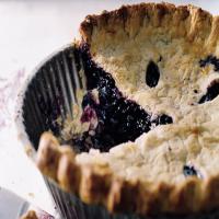 Deep-Dish Wild Blueberry Pie_image