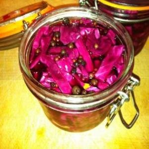 Festive Pickled Red Cabbage_image