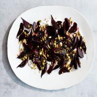 Roasted Beets With Yogurt, Pistachios and Coriander_image