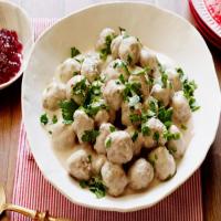 Slow-Cooker Swedish Meatballs_image