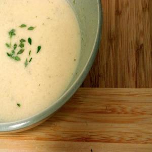 44-Clove Garlic Soup with Parmesan Cheese_image