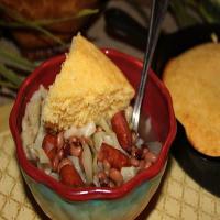 Black-Eyed Peas and Little Smokies With Cabbage_image