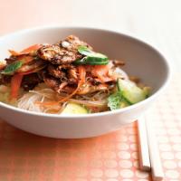 Spicy Asian Dressing for Thai Chicken and Noodle Salad_image